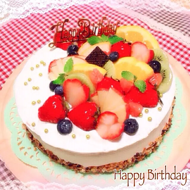 手作りケーキで✨旦那さん💓 お誕生日おめでとう(ღˇ◡ˇ)♡Lᵒᵛᵉᵧᵤ♡|*seiko*さん