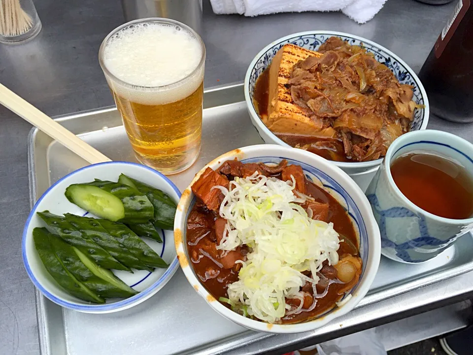 築地場外きつねやの肉豆腐とホルモン煮込み|TonyYamadaさん