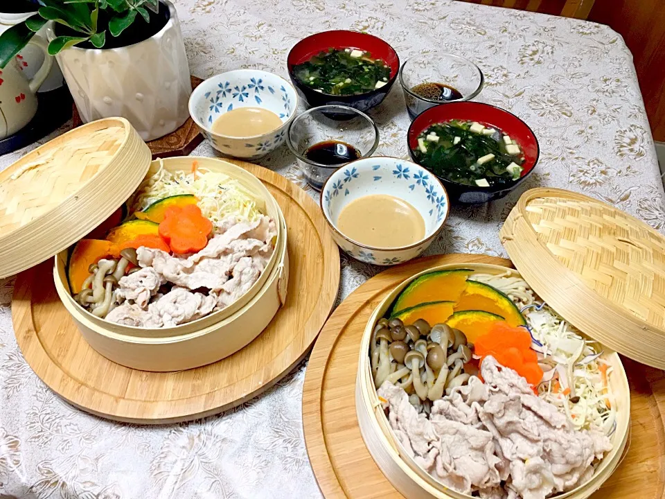 Dinner simple healthy steam pork and vegetables with wakame/soup|Babyluv Cabrera Ocampoさん