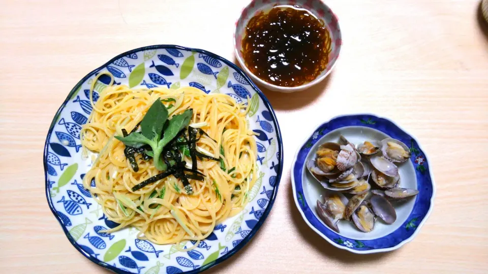 ４月１２日　雲丹醤のクリームパスタ　あさりの酒蒸し　もずく|いもこ。さん