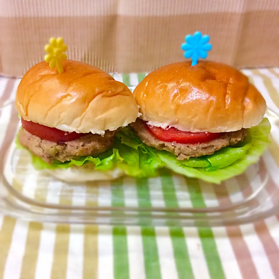 ロールパンでハンバーガー♪|okinkinさん