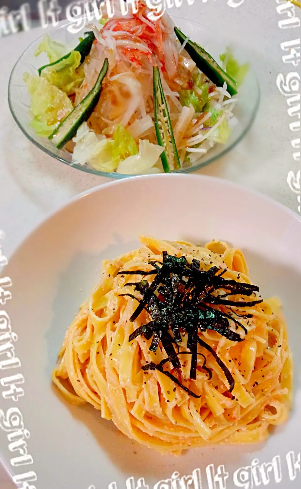 Snapdishの料理写真:昆布茶使用の明太子クリームパスタ＆大根とオクラのサラダ♡|ゆっこさん