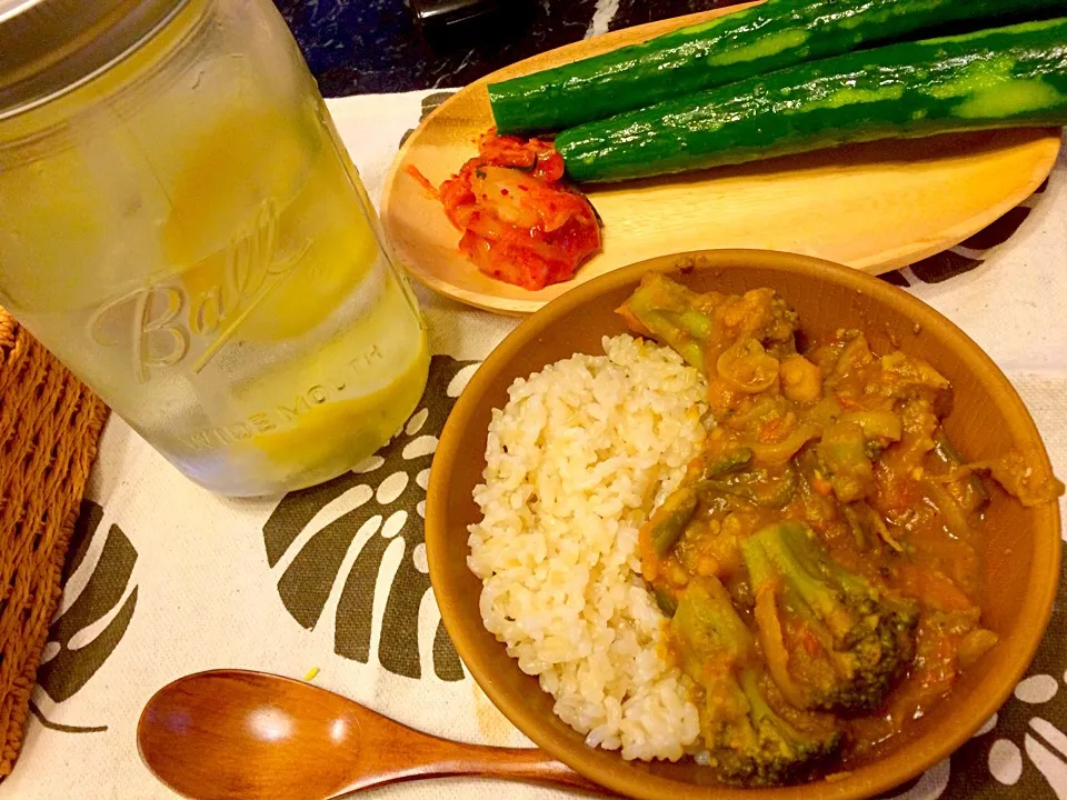 #Vegan curry with brown rice (:|Kikoさん