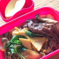 Snapdishの料理写真:旬の筍で牛すき弁当🍱|Kazuさん