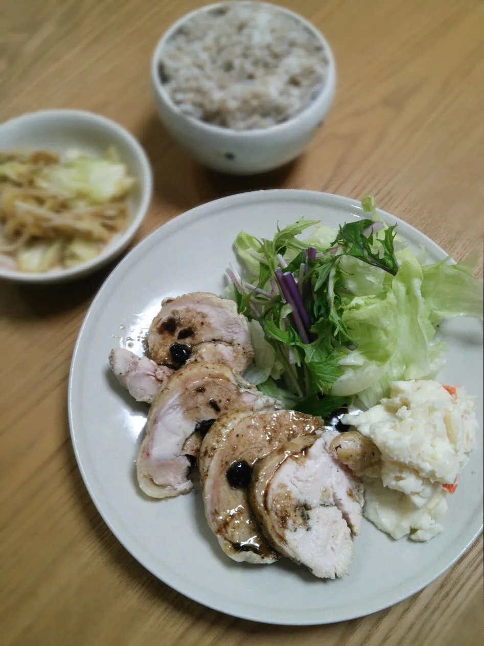 Snapdishの料理写真:シローさんの豚ヘレコンフィ “一食分の袋コンフィ レシピ”
鶏肉バージョンで。|seri-chanさん