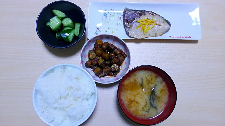 ４月１５日　鰤の旨酒煮　きゅうりのナムル　コロコロごぼう　お味噌汁|いもこ。さん