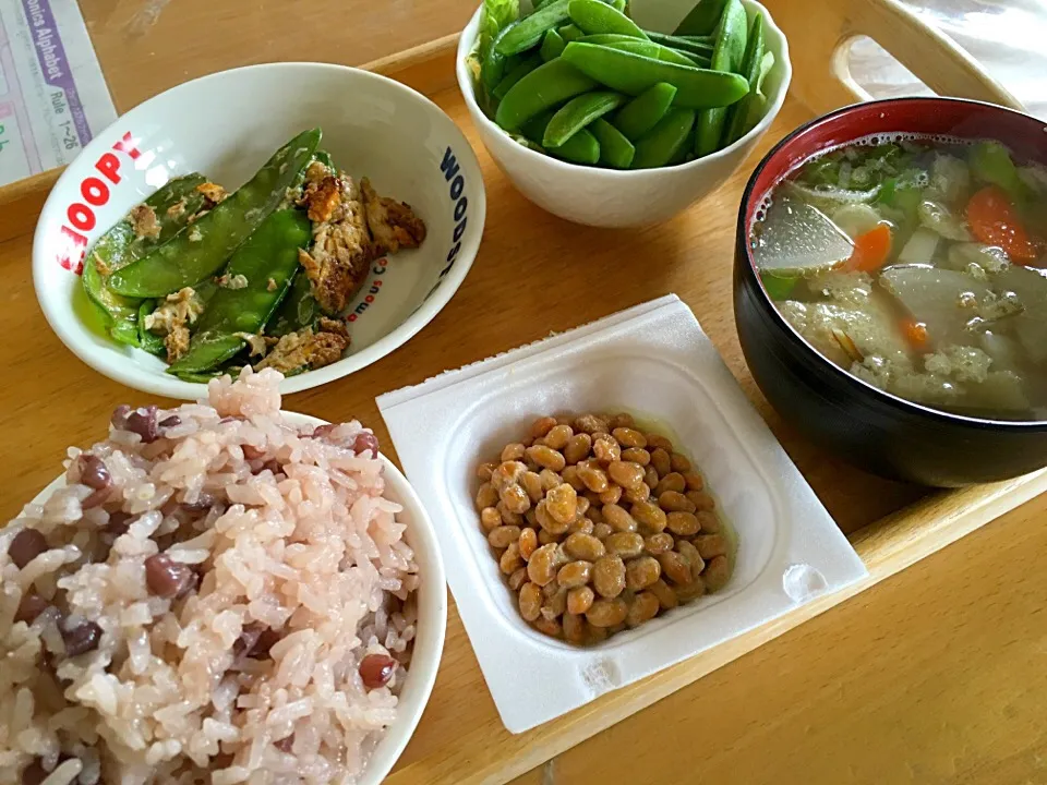 豆ばっかりの１人昼ご飯|かわちさん