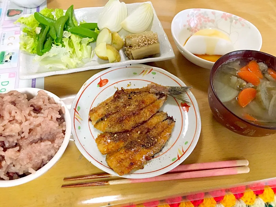 晩ご飯→お赤飯、いわしの蒲焼き|かわちさん