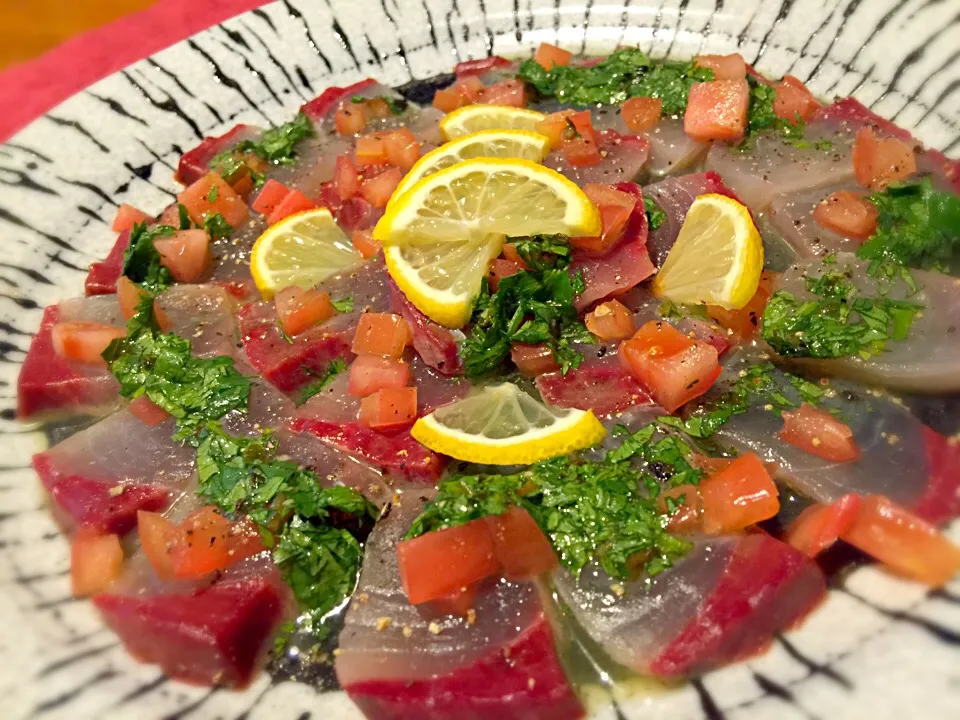 ハマチのカルパッチョ。レモンパクチーソース。
Yellow tail carpaccio with lemon cilantro sauce.|Sayaka Jinsenji Huletteさん