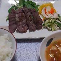 Snapdishの料理写真:牛タン定食|みぱさん