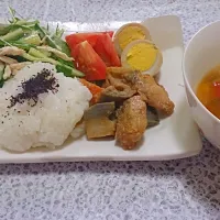 Snapdishの料理写真:白身魚と根菜の南蛮漬け定食|みぱさん