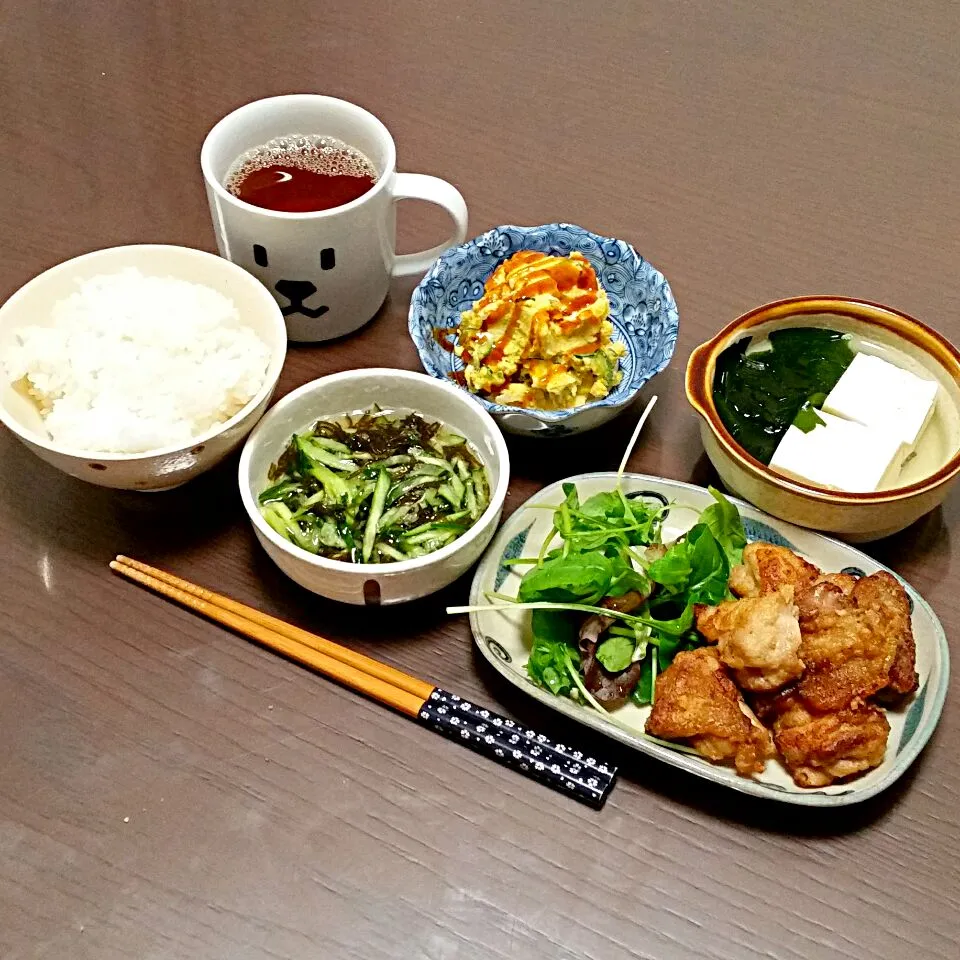 Snapdishの料理写真:鶏肉の唐揚げの夜ご飯♡|Mami.Nさん