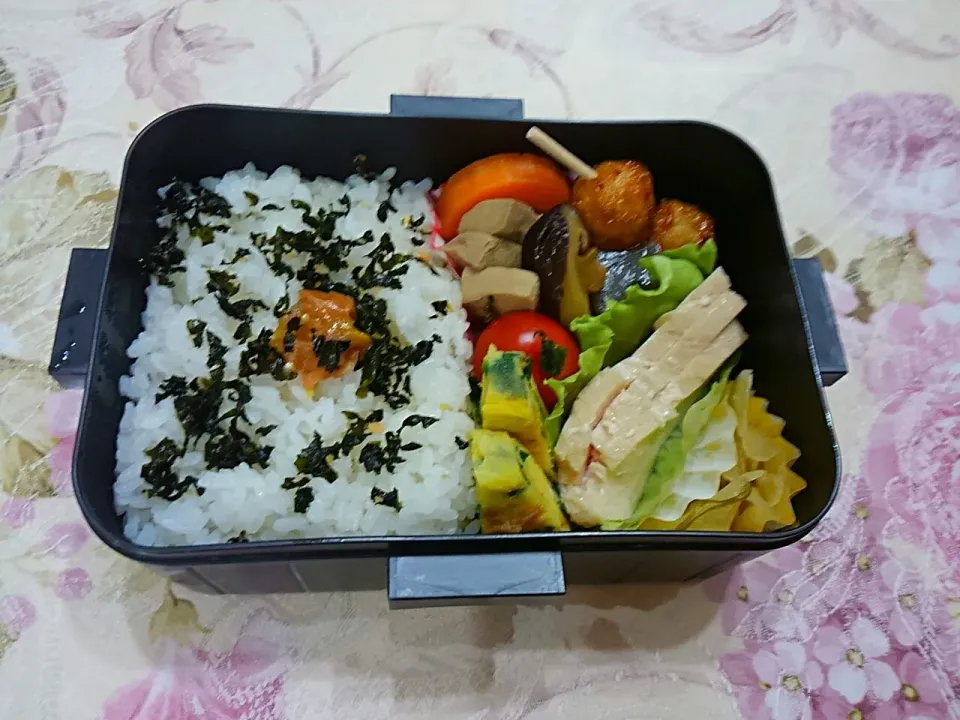 煮しめとむね肉の油漬け弁当|たえさん