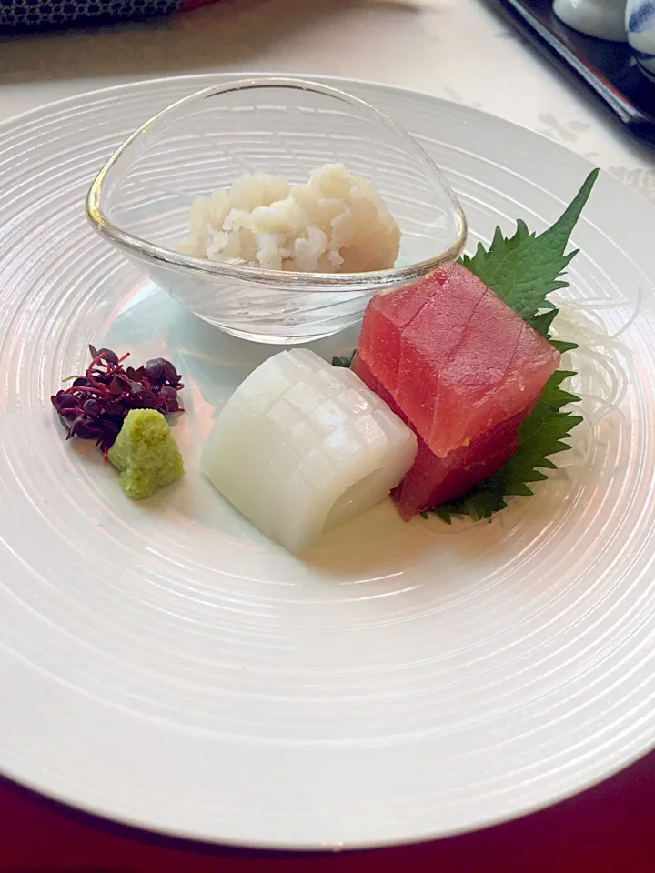 浅草 むぎとろ 別館 
鱧  鮪 イカ お造り 😍|ジャスミンさん