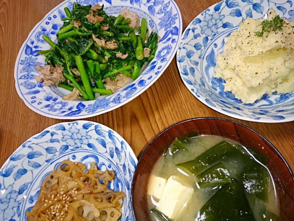 ・のらぼう菜と豚肉の炒めもの
・蓮根の金平
・ポテトサラダ
・豆腐とワカメの味噌汁|ようかんさん