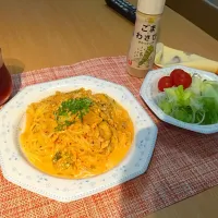 ツナキムチのクリームパスタ
サラダ|marie mochiさん