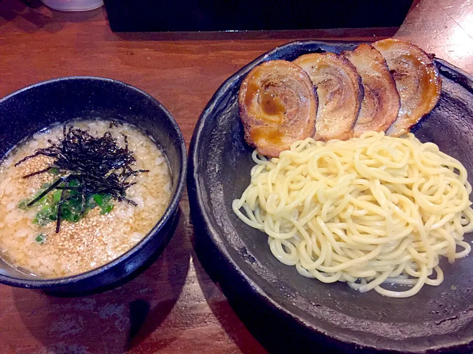 こく旨チャーシュー麺|なめろうさん