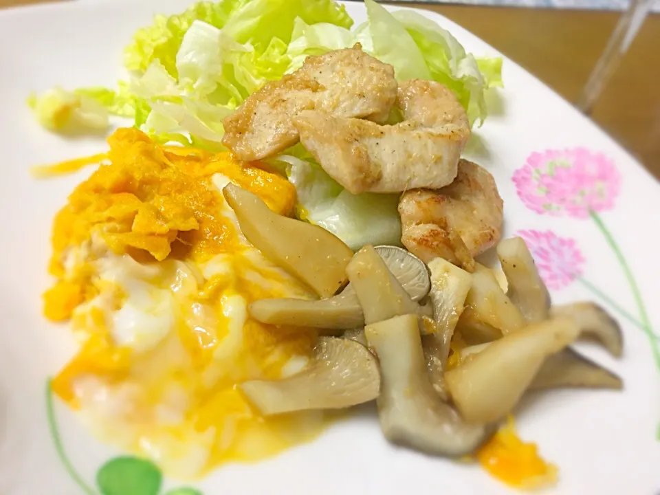 Snapdishの料理写真:鶏肉の柔らか生姜焼き！|Kazutaka  Oozawaさん