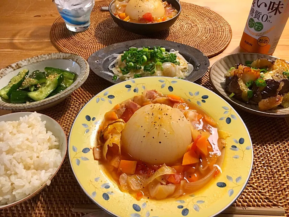 Snapdishの料理写真:新玉まるごとスープ|みけさん