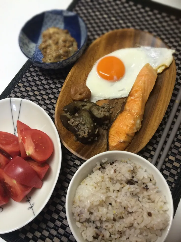 Snapdishの料理写真:朝ご飯 和食プレート|しぃ@アボカド中毒さん