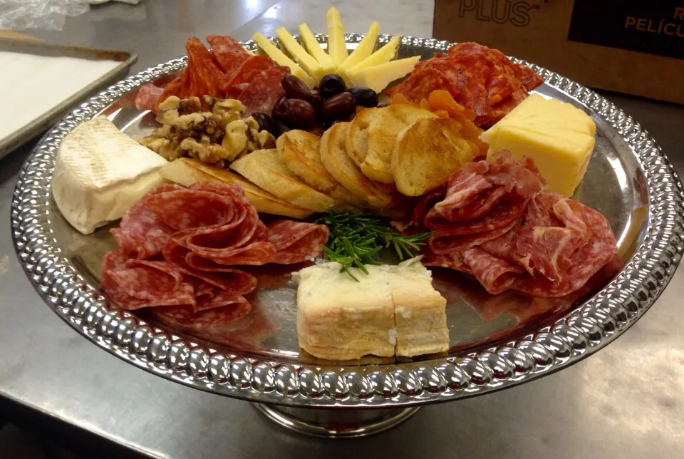 Speciality Meats and Cheese|peggy waldonさん