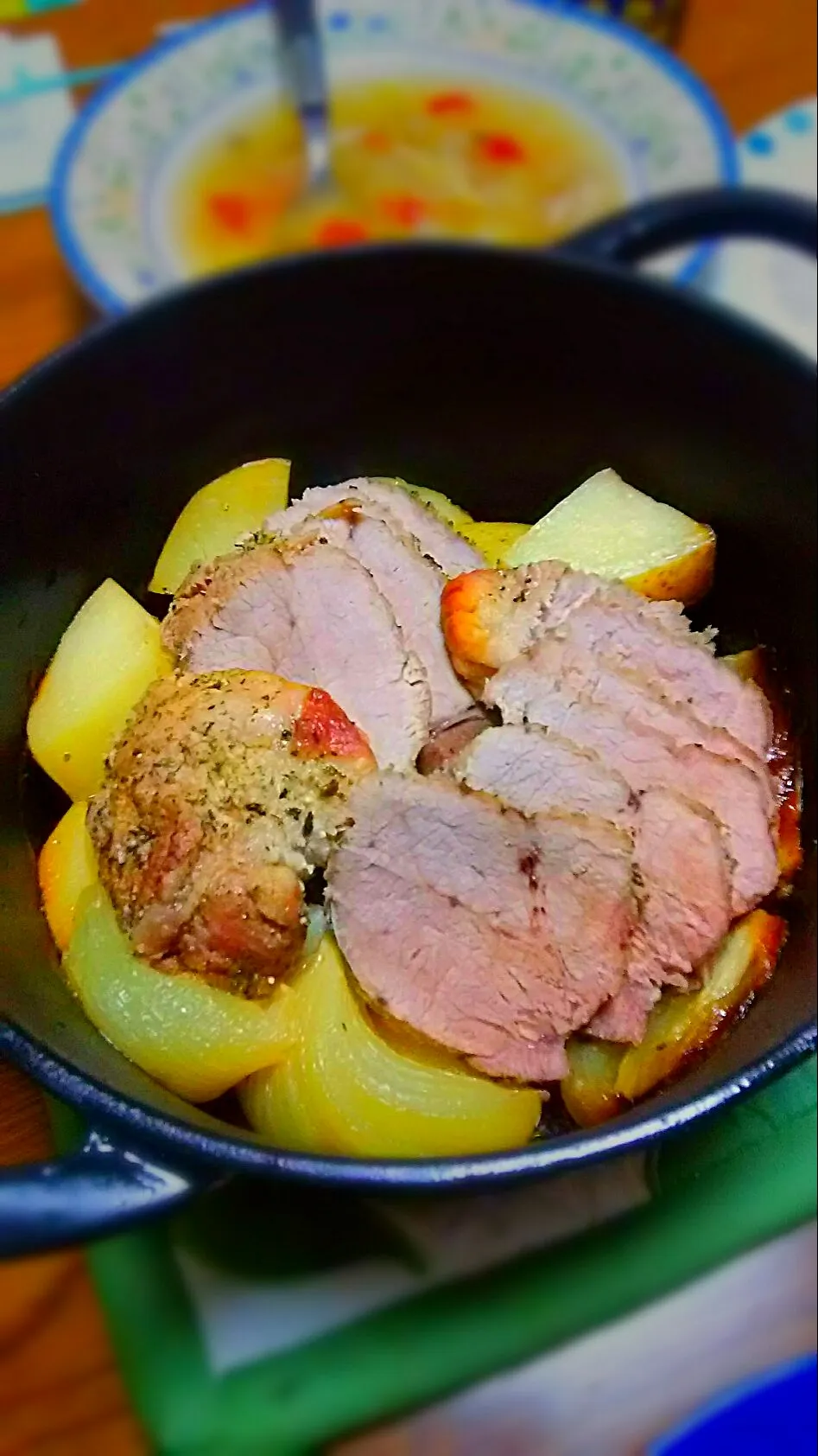 ボンボネールでローストポーク🍴🍷|ちはるさん