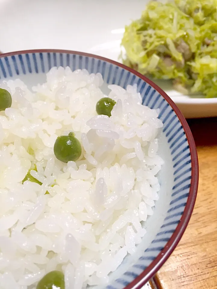 Snapdishの料理写真:グリーンピースご飯|たきたゆみこさん