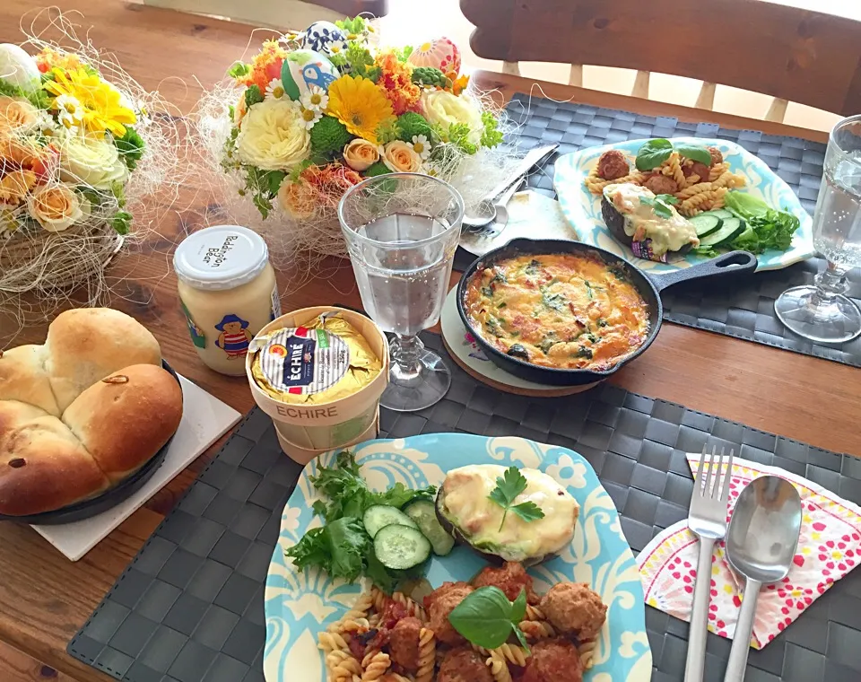 Snapdishの料理写真:桜央里さんの料理 アボカドとツナのチーズマヨ焼き🎵でお友達とLunch🍴|カタツムリさん