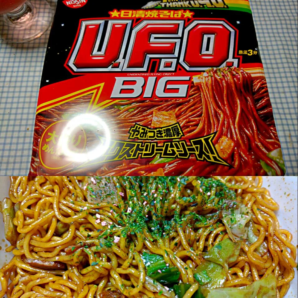 日清焼きそば UFO BIC エクストリームソース #カップ麺 #焼そば|sakumaさん