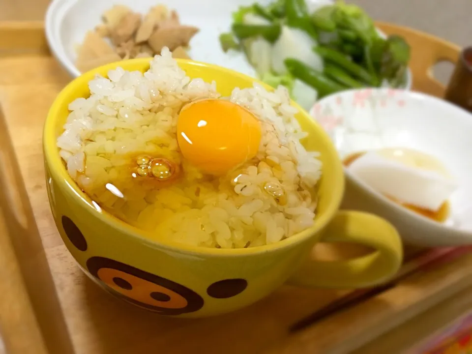 Snapdishの料理写真:放し飼い🐔の有精卵|かわちさん