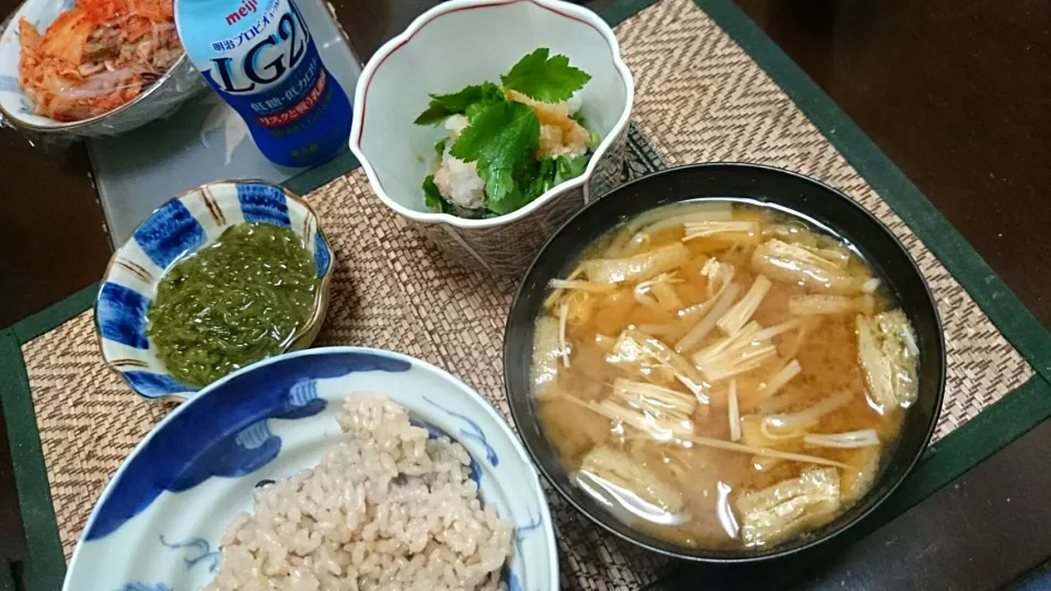 鯖缶＆めかぶ＆えのきの味噌汁|まぐろさん