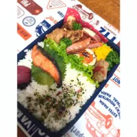 ♡旦那弁♡

✼鶏ももからあげ
✼ベビーハム
✼ウインナー
✼ミニバーグ
✼かぼちゃとベーコンサラダ
✼煮卵
✼塩鮭|ゆかさん