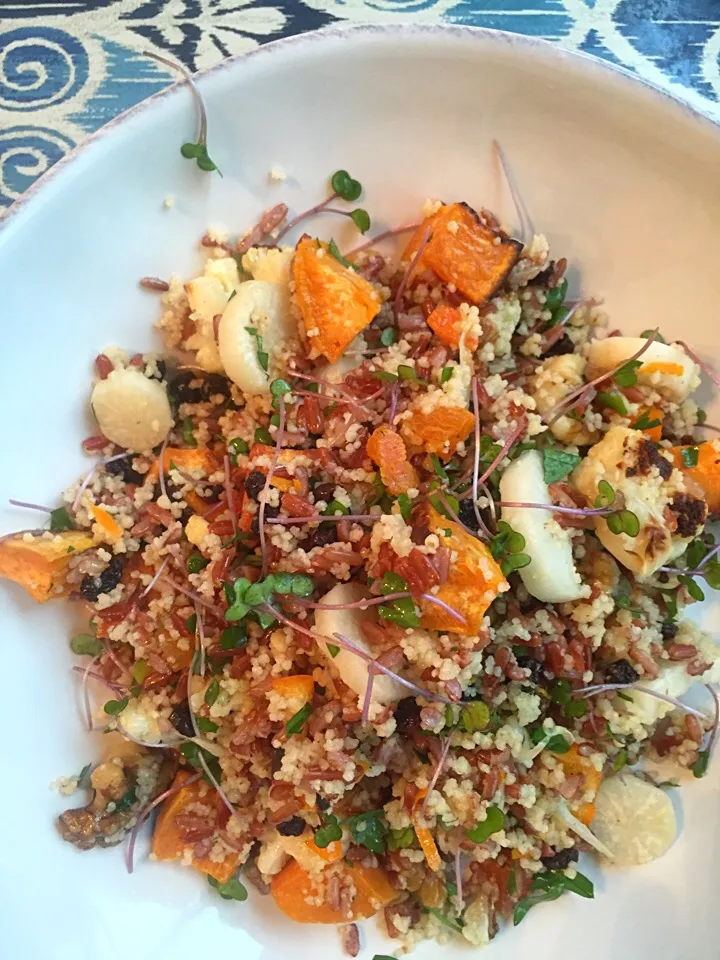 salad with sweet potso, daikon, cauliflower, kumquat, and a lot more|Matthew Cashenさん