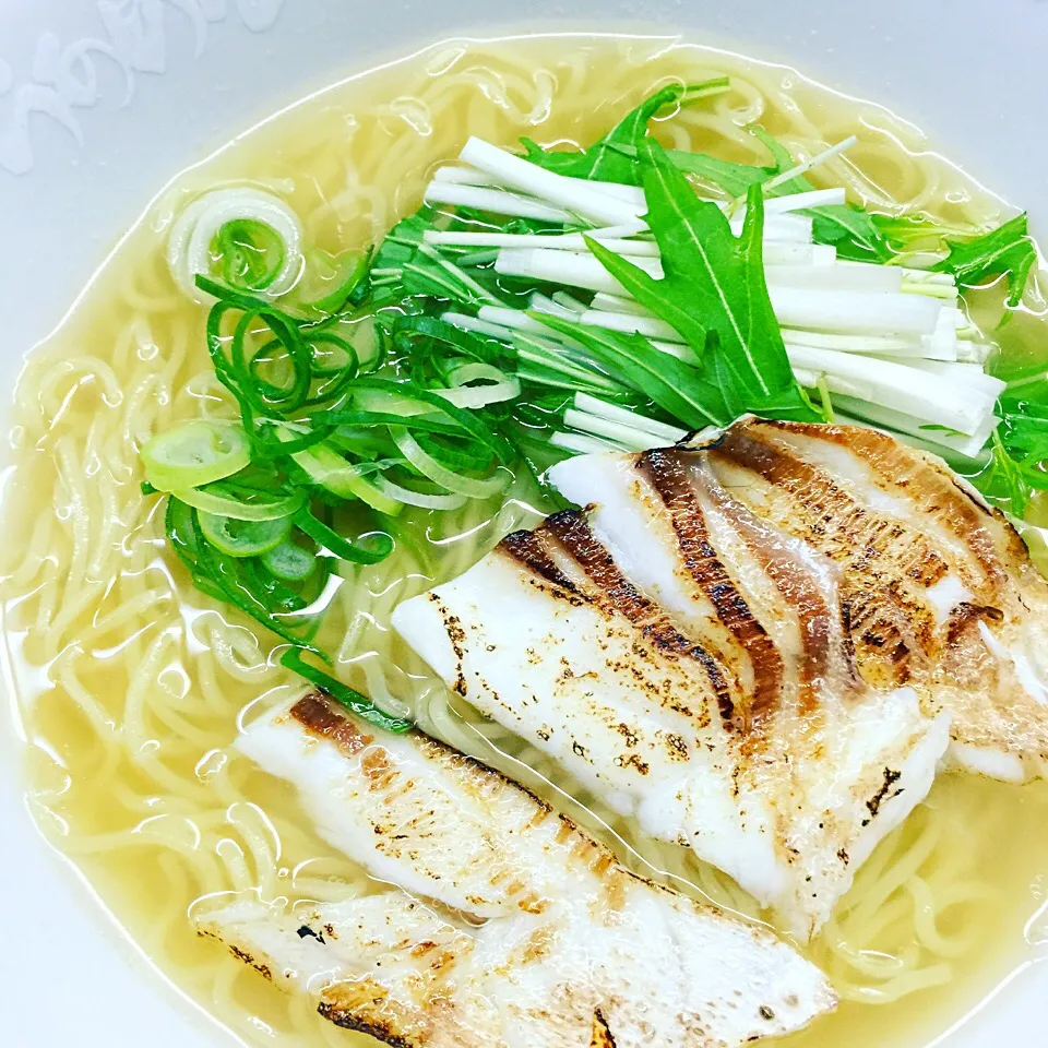 Snapdishの料理写真:賄いのゆず塩鯛ラーメン|中華蕎麦 銀時さん