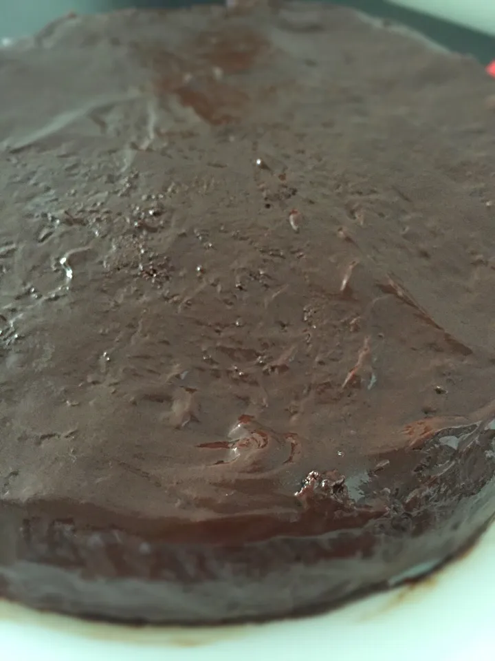 A Simple Chocolate Cake with bitter chocolate Frosting for kids tea-break after school 😋💞|Tari's Kitchenさん