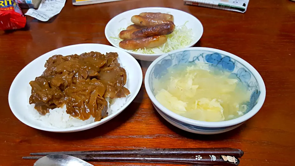 今日の晩御飯は大満足でした~!!
母手作りのハヤシライス、ソーセージ、中華スープの3品とても美味しかったです😋
スープは初めて作ってみましたが上手く出来て良かったです✌

作ってみたかったスープ作れたので来月はカレー作りに挑戦👊
やっぱ料理は楽しいですね!!|takuさん