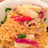 Snapdishの料理写真:Noodle tomyum|chaba Thai take-away &Dine inさん