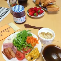 今日の朝ごはん   ＨＢ食パン  
今日もファイト！|小野田未歩さん