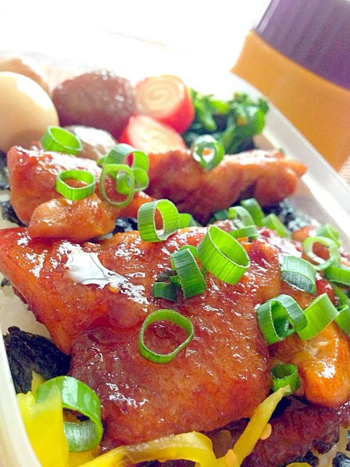 中2男子弁当😋🍱✨
鳥の照り焼き丼とクラムチャウダー😊|アイさん