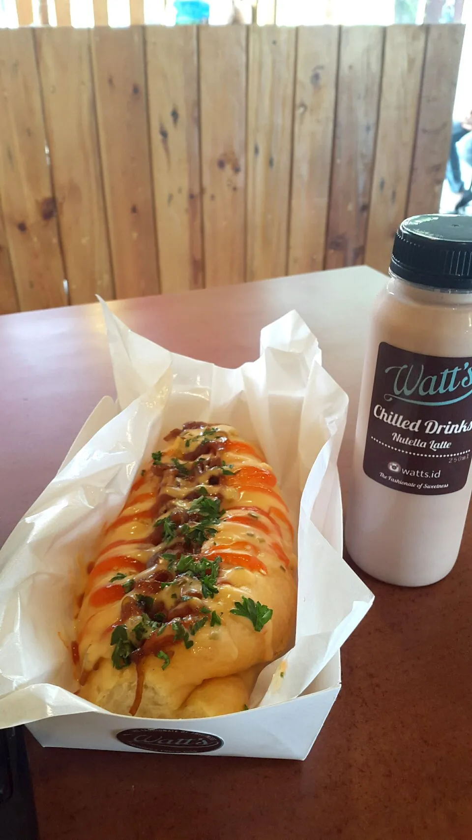 Hotdog & Nutella Latte #wattsid #kulinermedan|waladさん