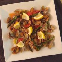 焼きアスパラガスとアサリ、トマトのブレゼ