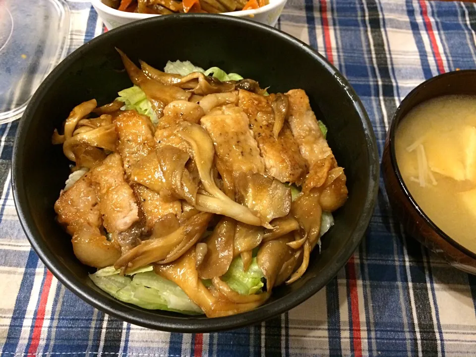 トンテキ丼|haseseさん