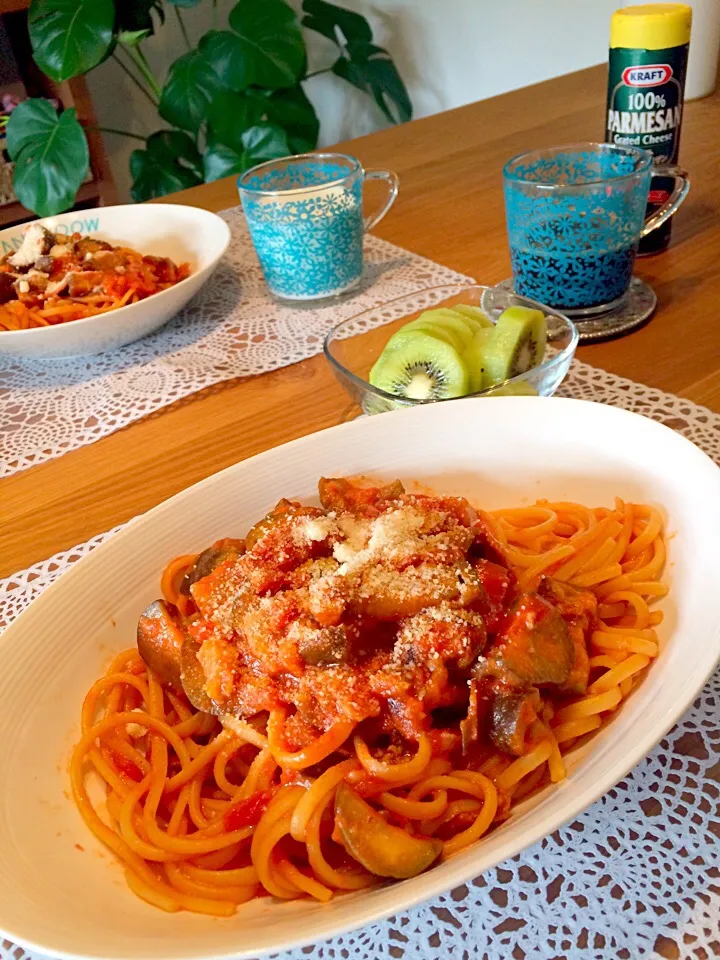 ナスとベーコンの
トマトソースパスタ|nanaママさん