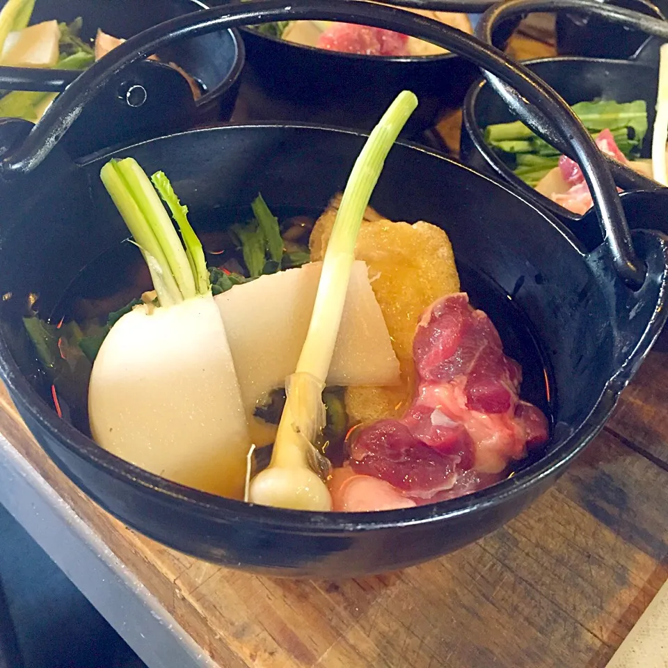 Snapdishの料理写真:亀戸名物養生蕎麦
10種以上の根野菜|亀戸 養生蕎麦 高のさん