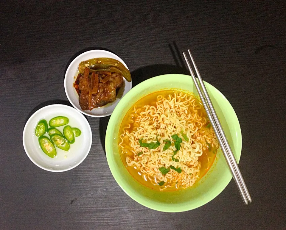 Ramen with soyfish and green chilies pickles|dzさん