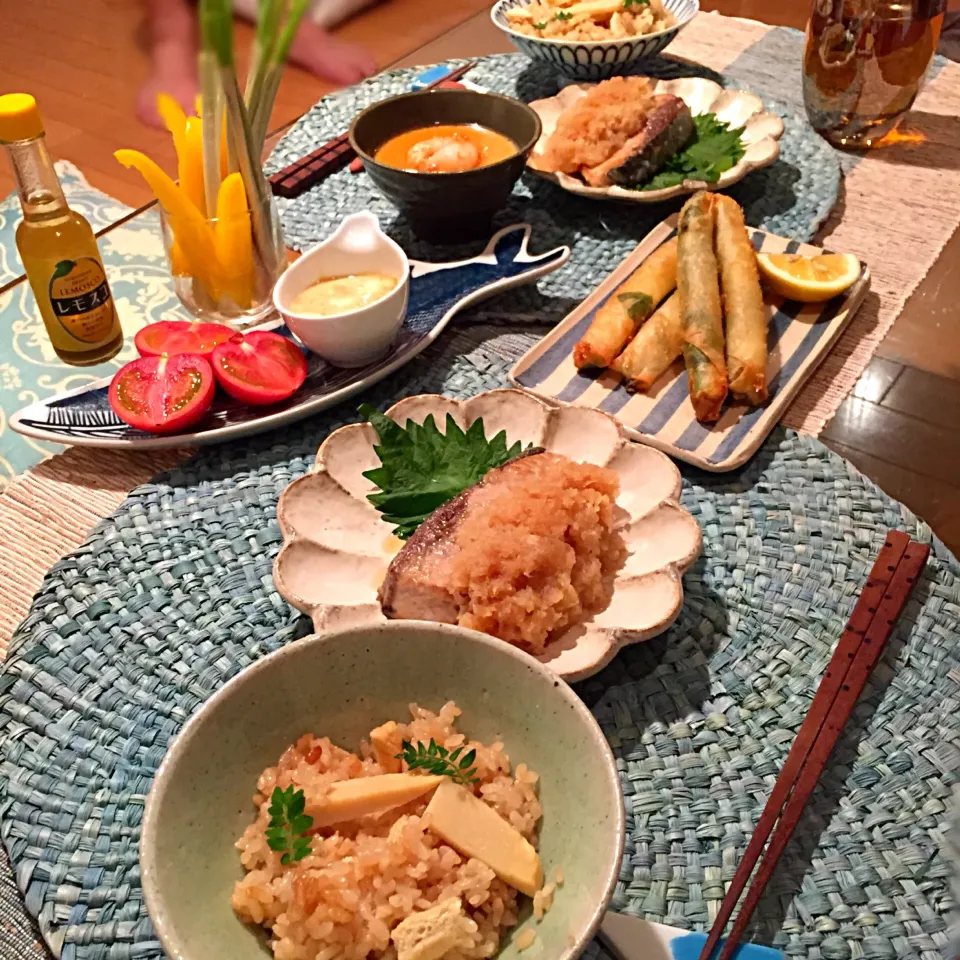 🍚筍ご飯
🐟鰤のみぞれかけ
🍅野菜スティック（味噌マヨ）
🍳アスパラとクリームチーズの春巻き
🐣茶碗蒸し|mapleさん