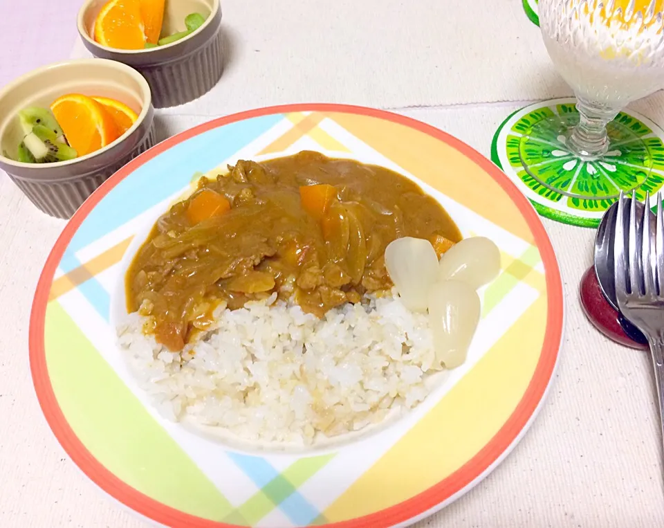 Snapdishの料理写真:豚肉のカレーです。😄塩分は、2g以内です。ヘルシーで胸焼けしません。|ナタママさん