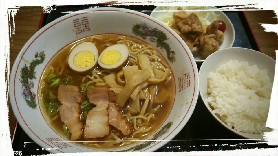 鶏ガラと人柄のWスープです ラーメン定食|Ryouri　Sukiさん