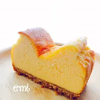 Snapdishの料理写真:ベイクドチーズケーキ✩|emiﾟ+｡:.ﾟஐ♡さん