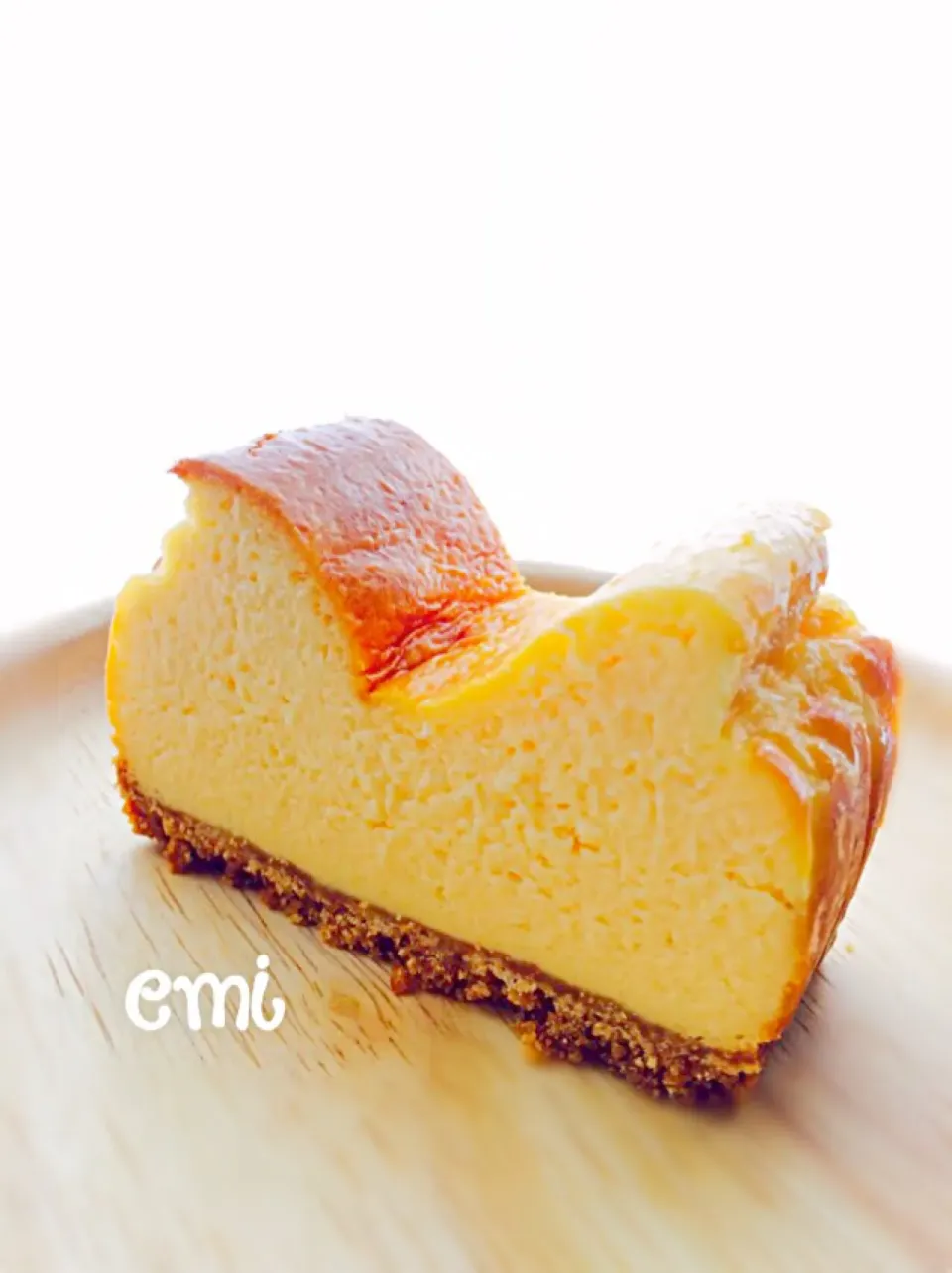 ベイクドチーズケーキ✩|emiﾟ+｡:.ﾟஐ♡さん